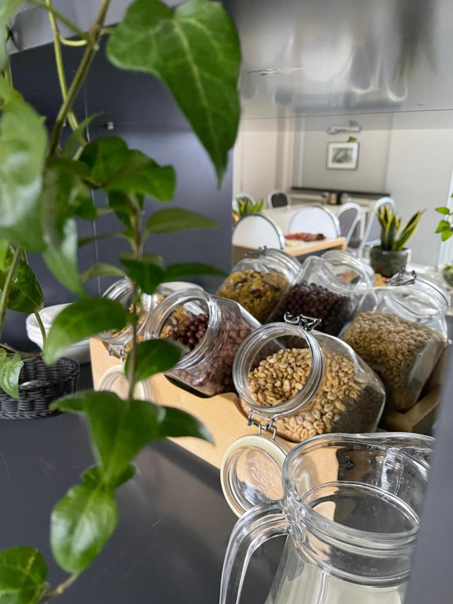 Hotel Garden Oleśnica Dış mekan fotoğraf