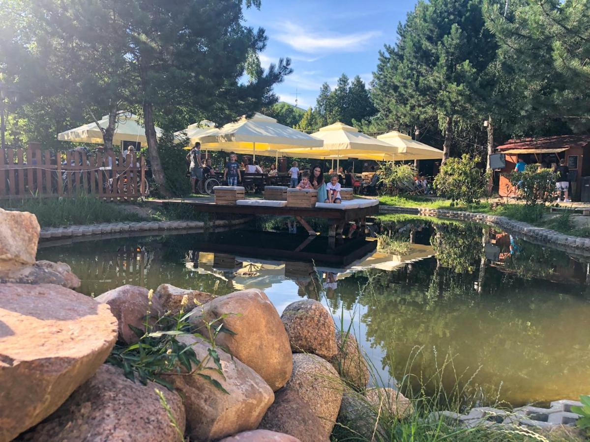 Hotel Garden Oleśnica Dış mekan fotoğraf